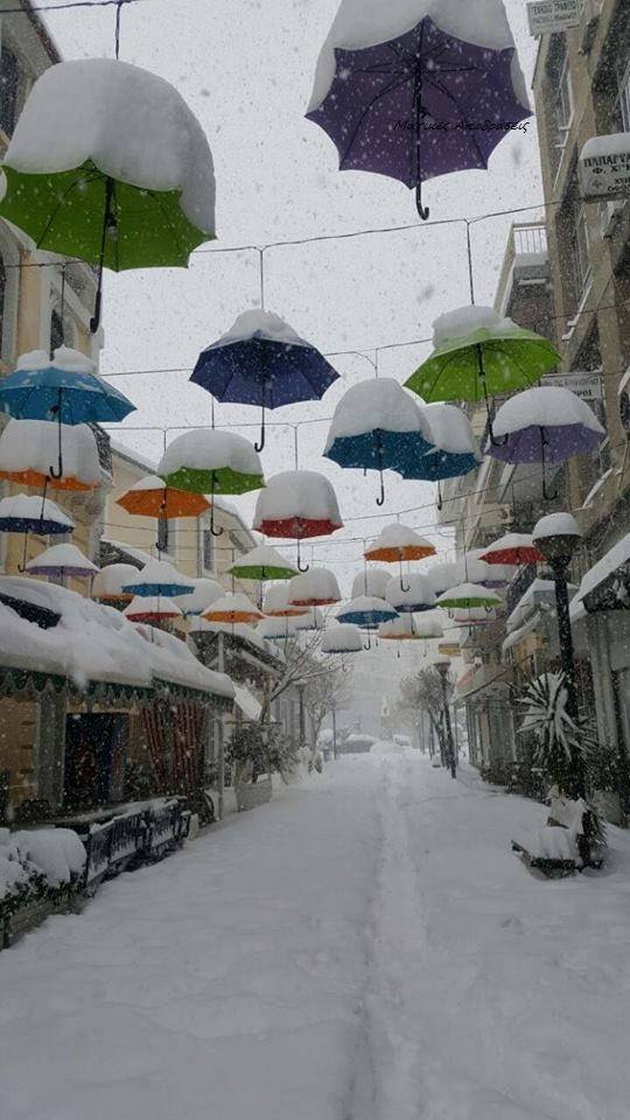 10-mesta-u-grckoj-koja-niste-navikli-da-vidite-pod-snegom-5.jpg